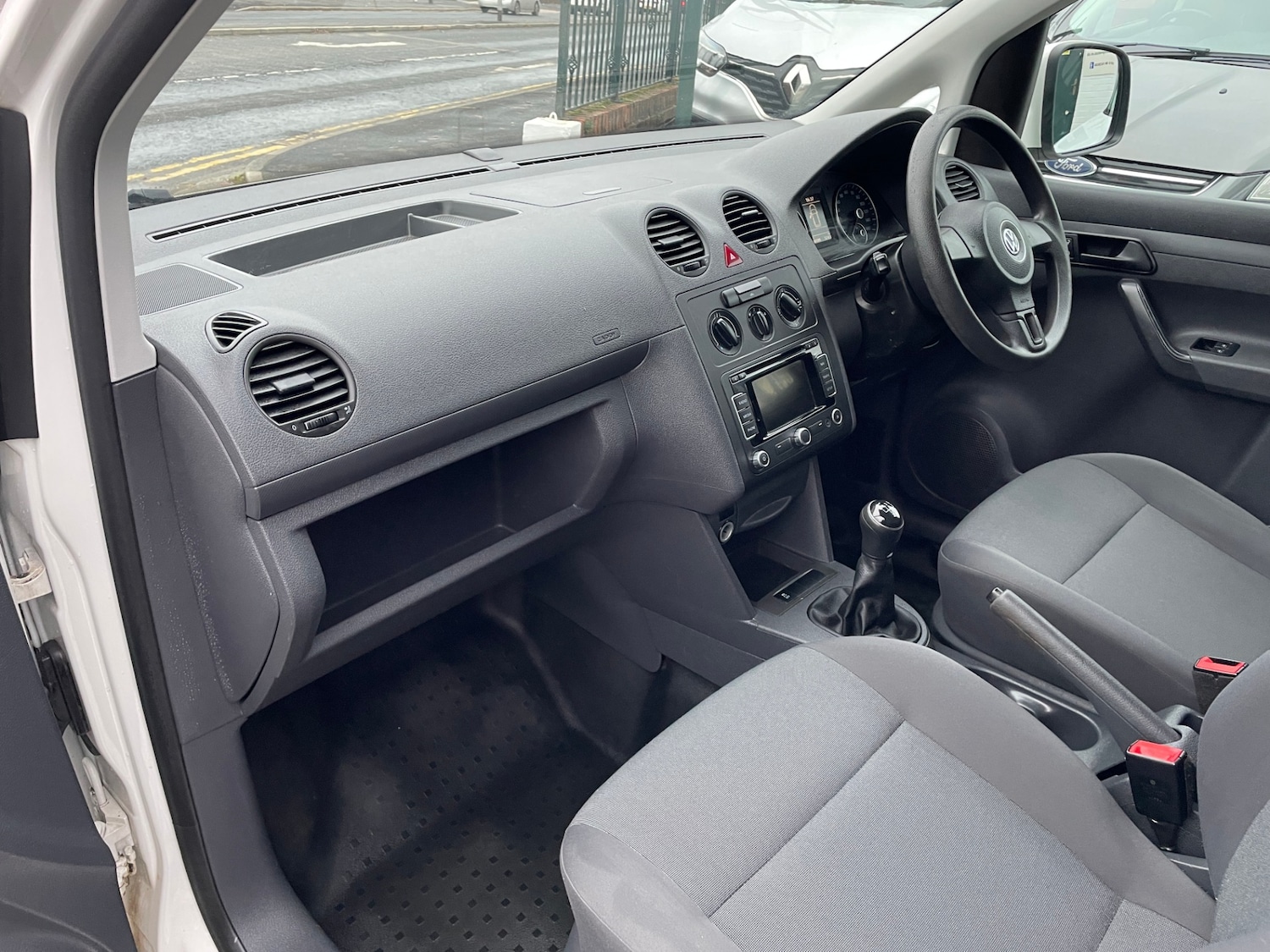 Used Volkswagen Caddy 2015 for sale - 76444572: Photo 17