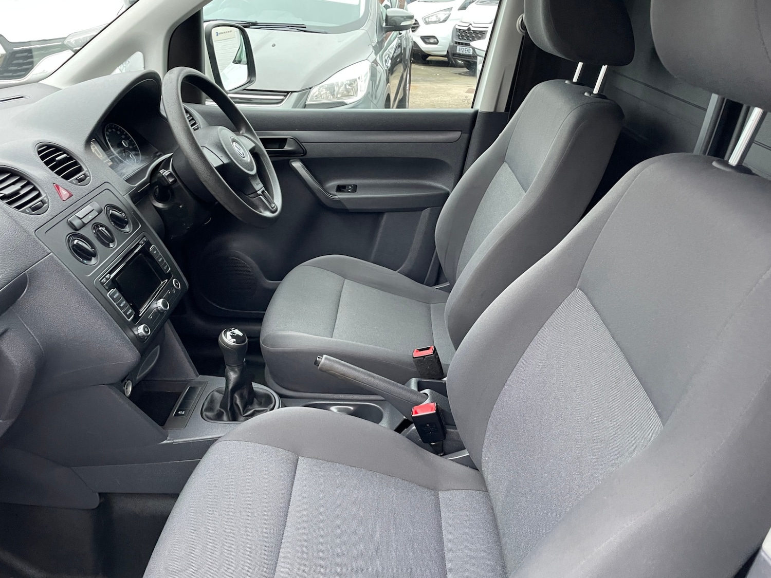 Used Volkswagen Caddy 2015 for sale - 76444572: Photo 18