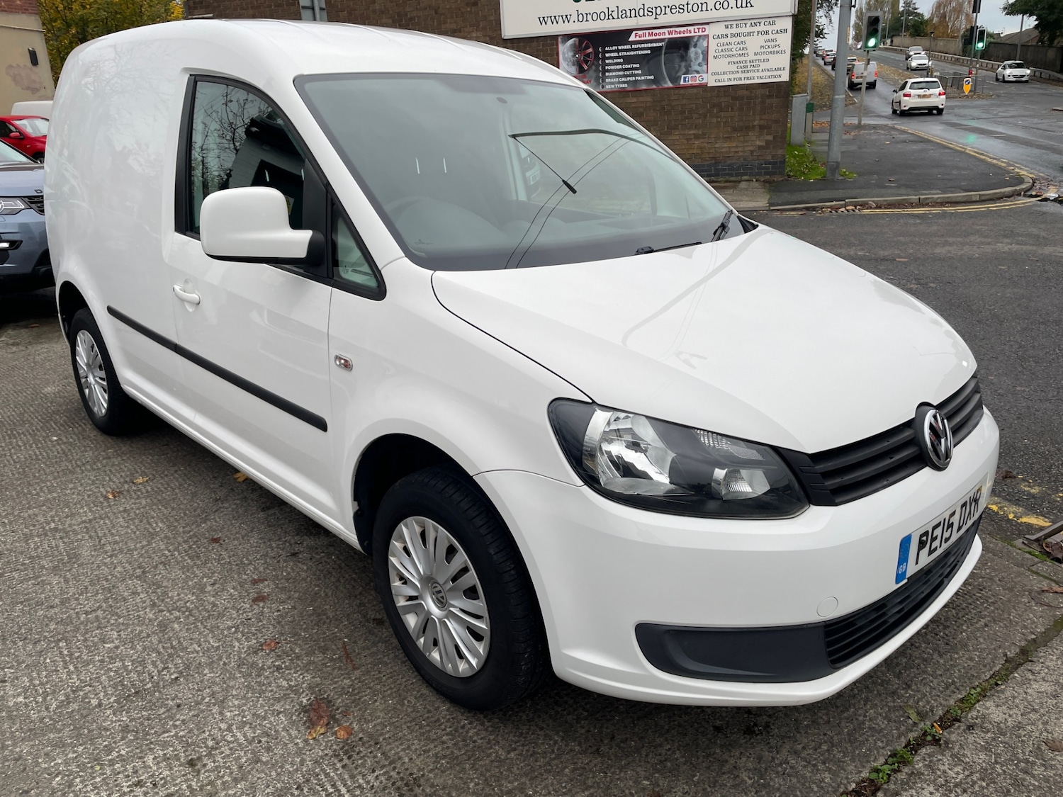 Used Volkswagen Caddy 2015 for sale - 76444572: Photo 2
