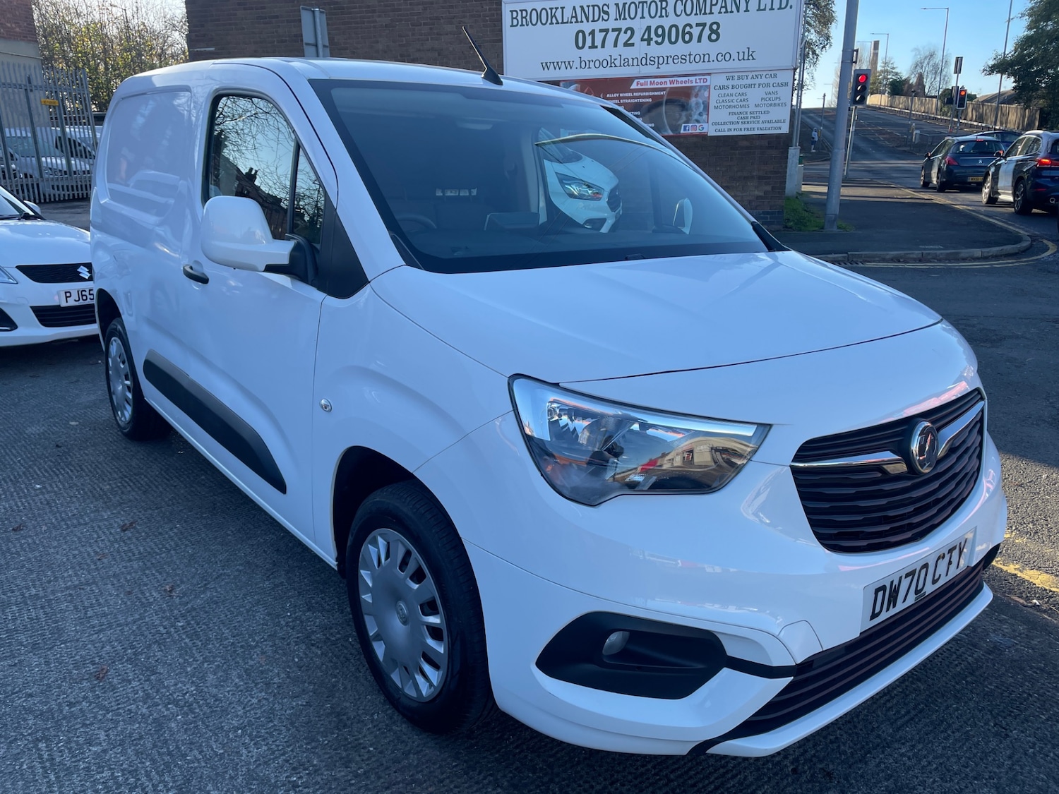 Used Vauxhall Combo 2021 for sale - 76581163: Photo 2