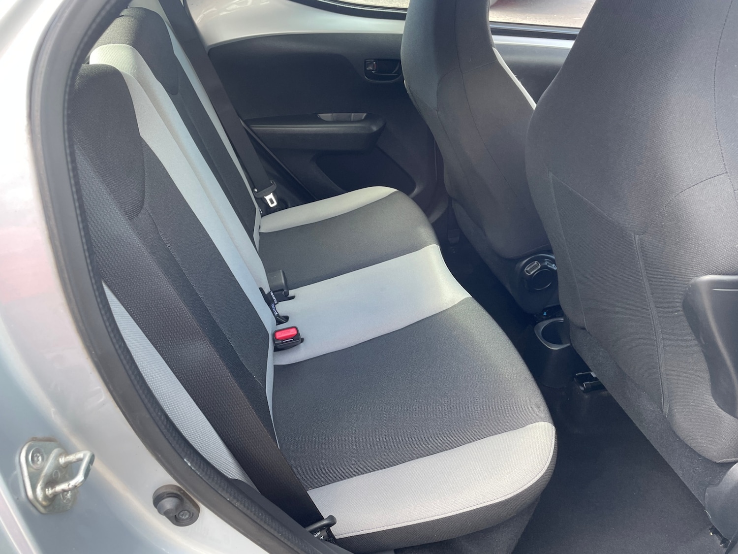 Used Toyota AYGO 2015 for sale - 75836659: Photo 21