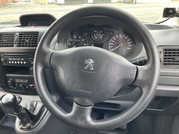 Used Peugeot Expert 2015 for sale - 76234956: Photo 14