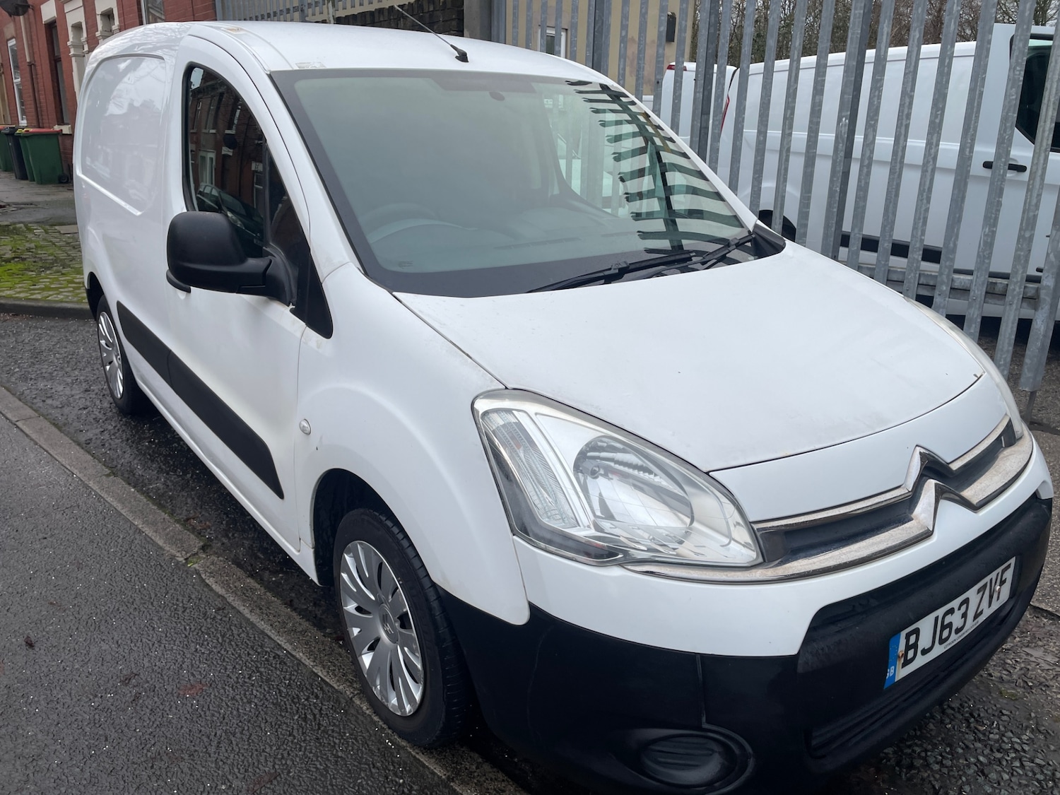 Used Citroen Berlingo 2013 for sale - 76960336: Photo 2