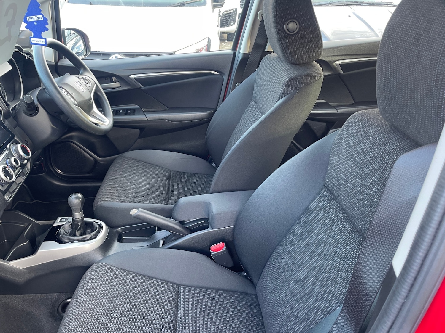 Used Honda Jazz 2015 for sale - 77298712: Photo 20