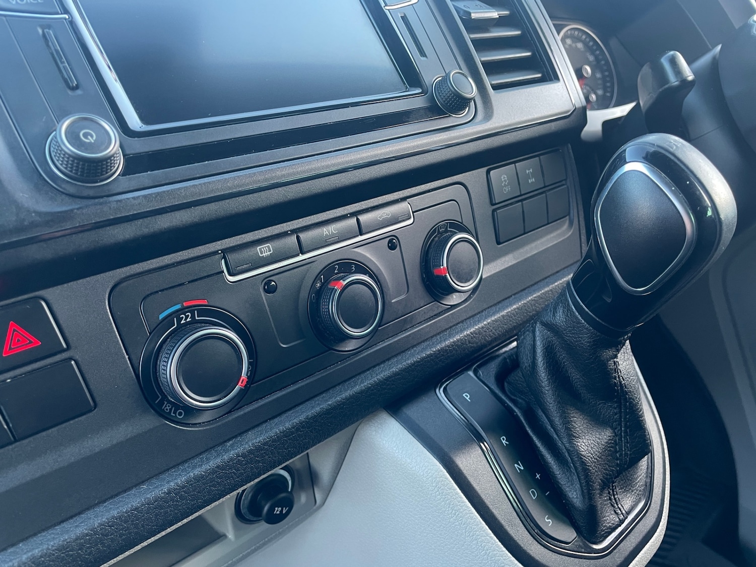 Used Volkswagen Transporter 2017 for sale - 77077267: Photo 16