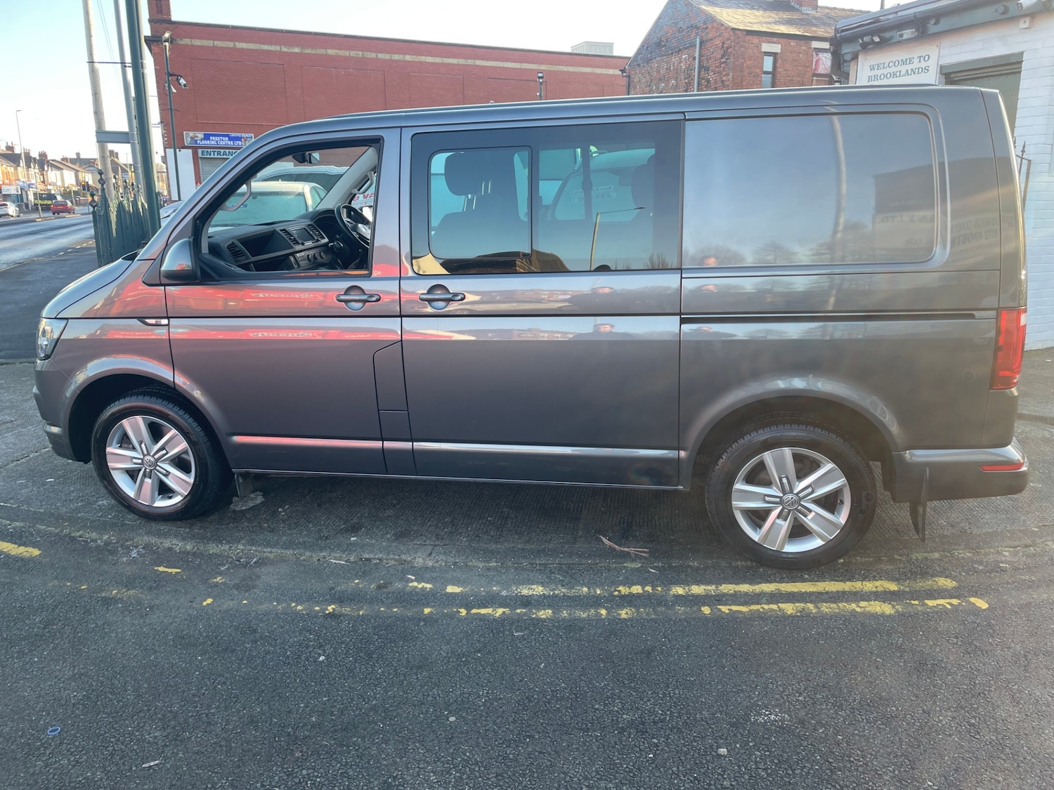 Used Volkswagen Transporter 2017 for sale - 77077267: Photo 9