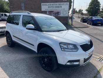 2015 (15) - 2.0 TDI CR SE 5DR SUV IN WHITE