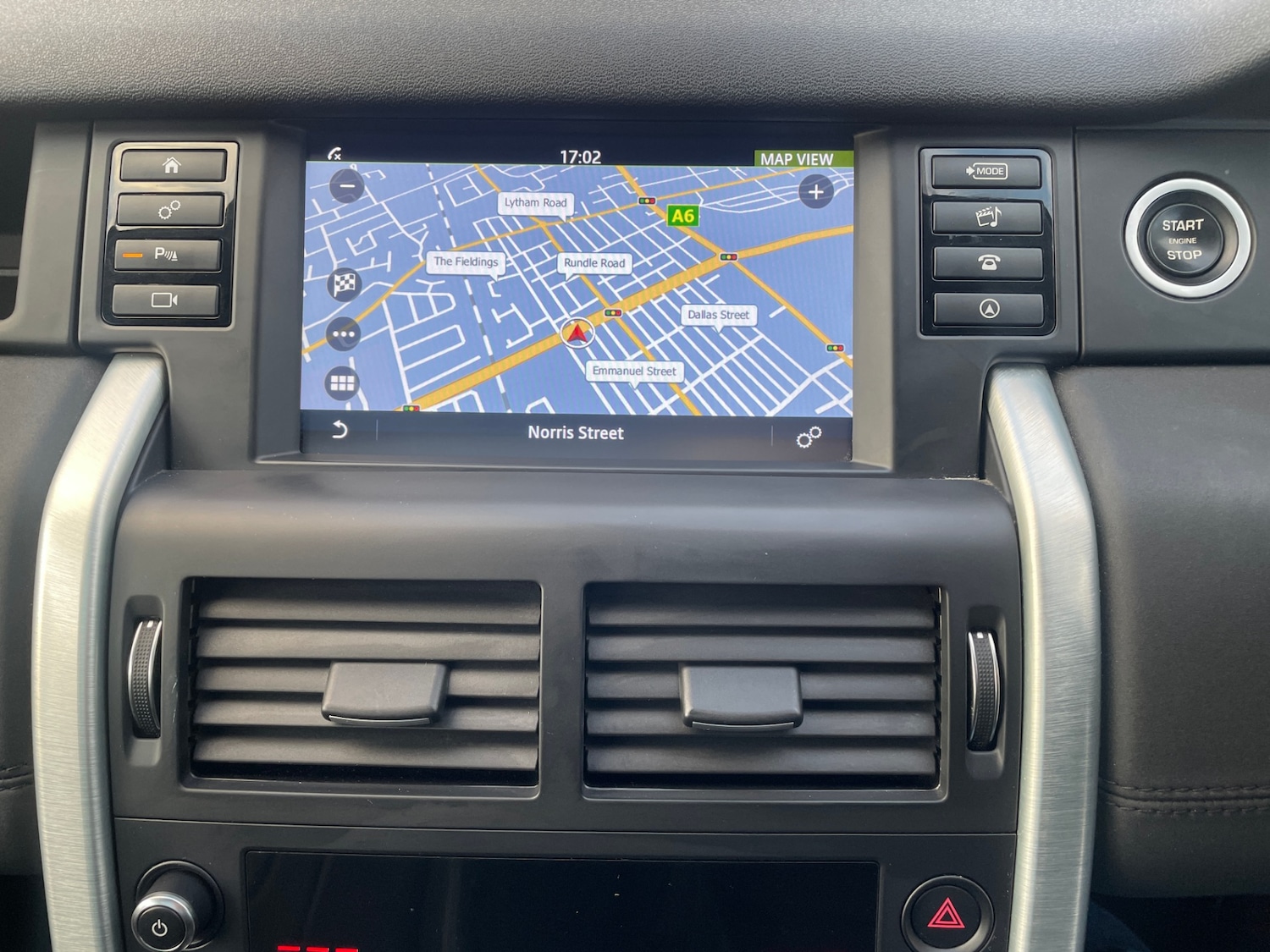 Used Land Rover Discovery Sport 2018 for sale - 76364899: Photo 16