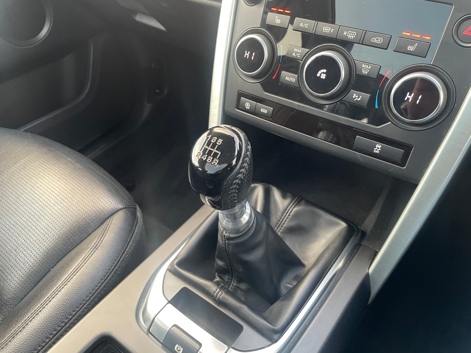 Used Land Rover Discovery Sport 2018 for sale - 76364899: Photo 22