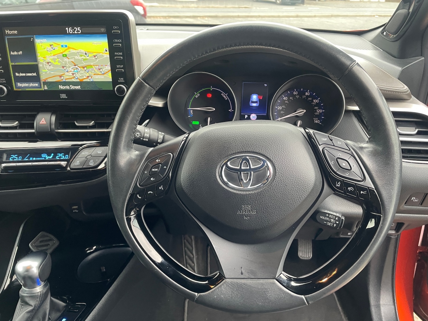 Used Toyota C-HR 2020 for sale - 76264309: Photo 11