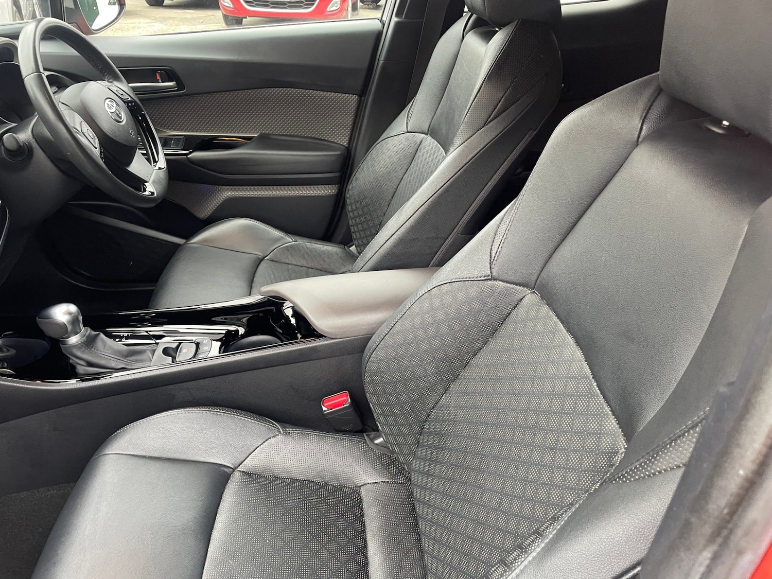 Used Toyota C-HR 2020 for sale - 76264309: Photo 18