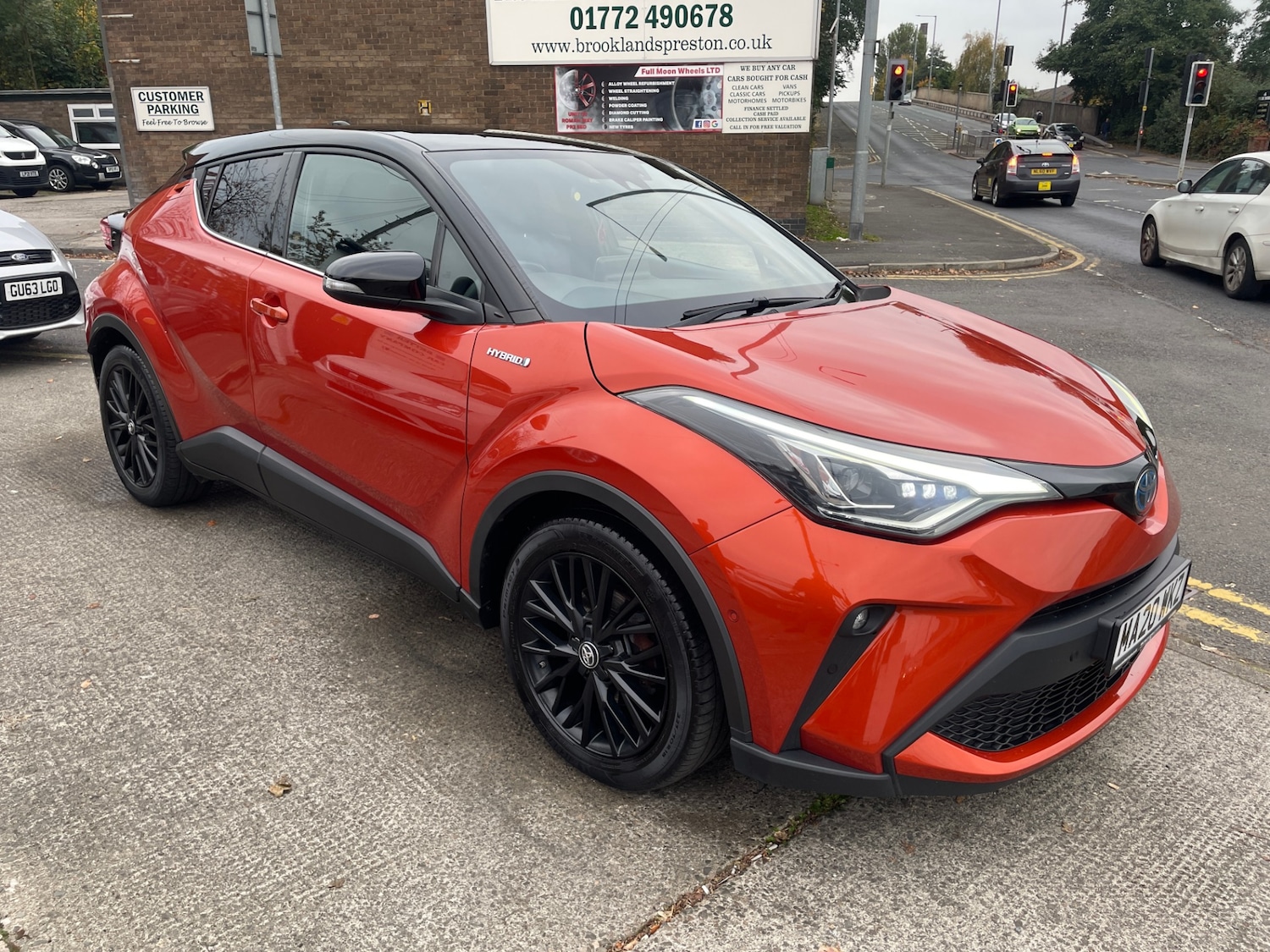 Used Toyota C-HR 2020 for sale - 76264309: Photo 2