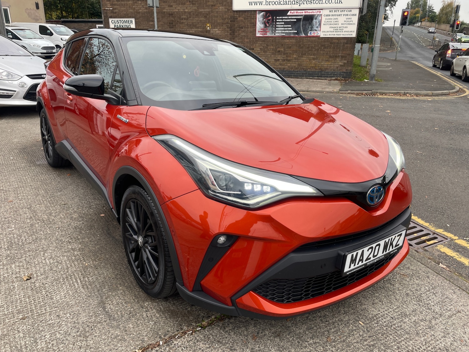 Used Toyota C-HR 2020 for sale - 76264309: Photo 3