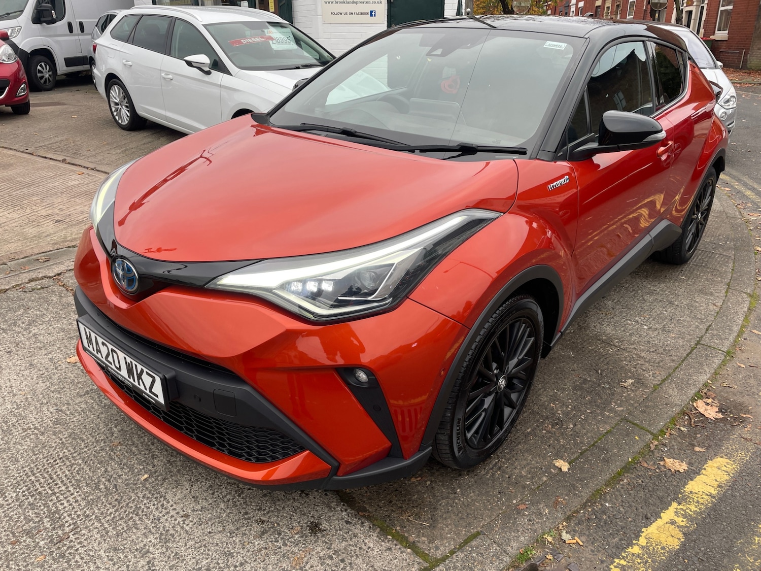 Used Toyota C-HR 2020 for sale - 76264309: Photo 4