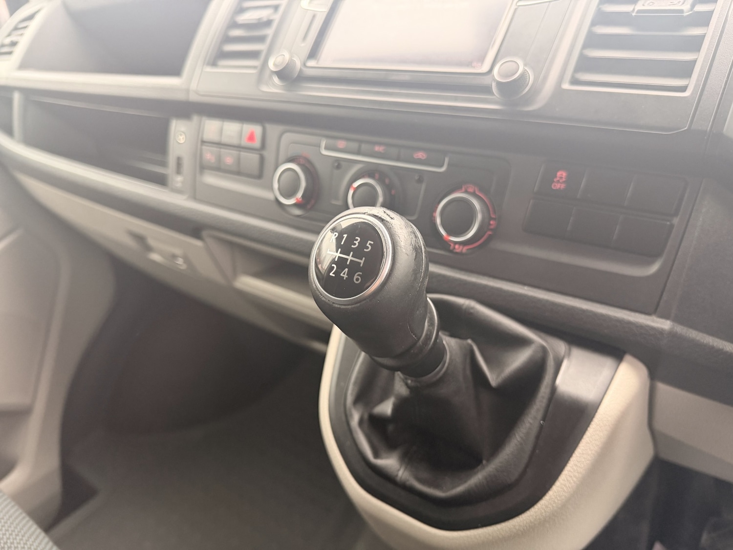 Used Volkswagen Transporter 2019 for sale - 77326488: Photo 18