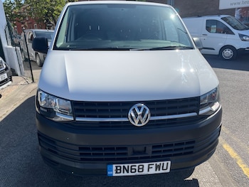 Used Volkswagen Transporter 2018 for sale - 75168389: Photo