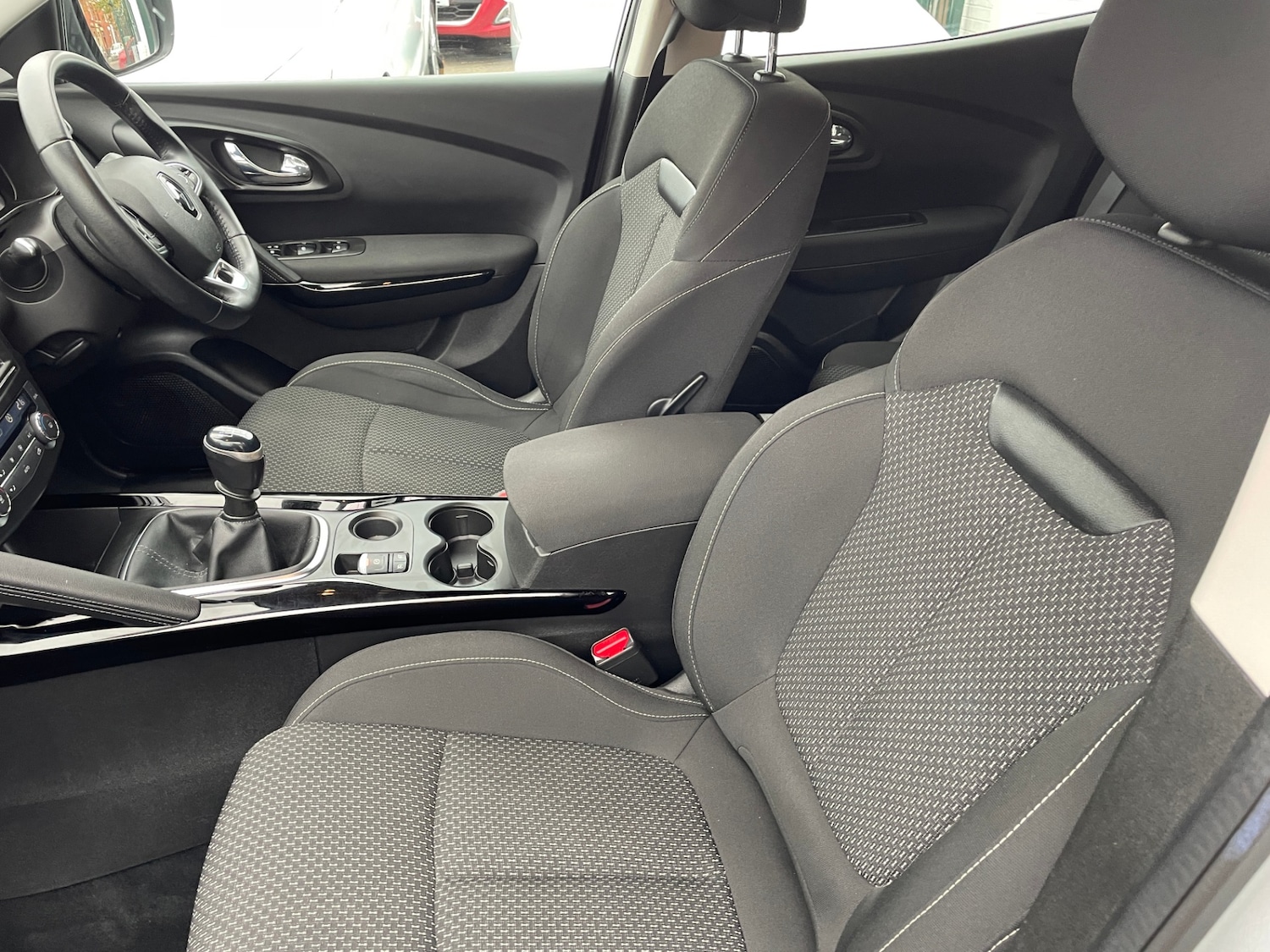 Used Renault Kadjar 2018 for sale - 76196726: Photo 18