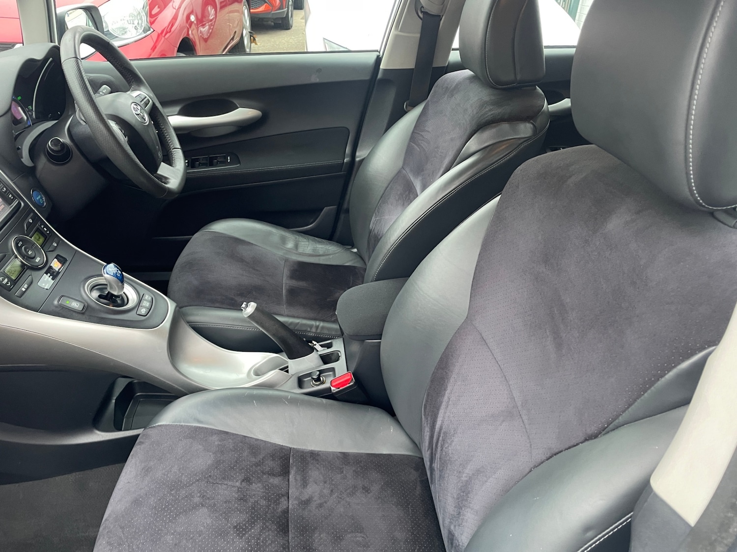 Used Toyota Auris 2012 for sale - 76258123: Photo 19