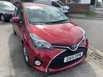 Used Toyota Yaris 2015 for sale - 75518095: Photo
