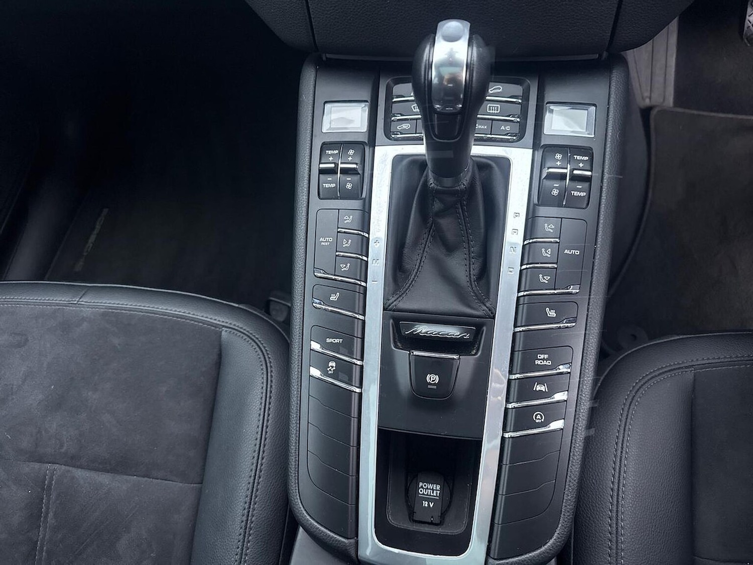 Used Porsche Macan 2018 for sale - 76157155: Photo 13