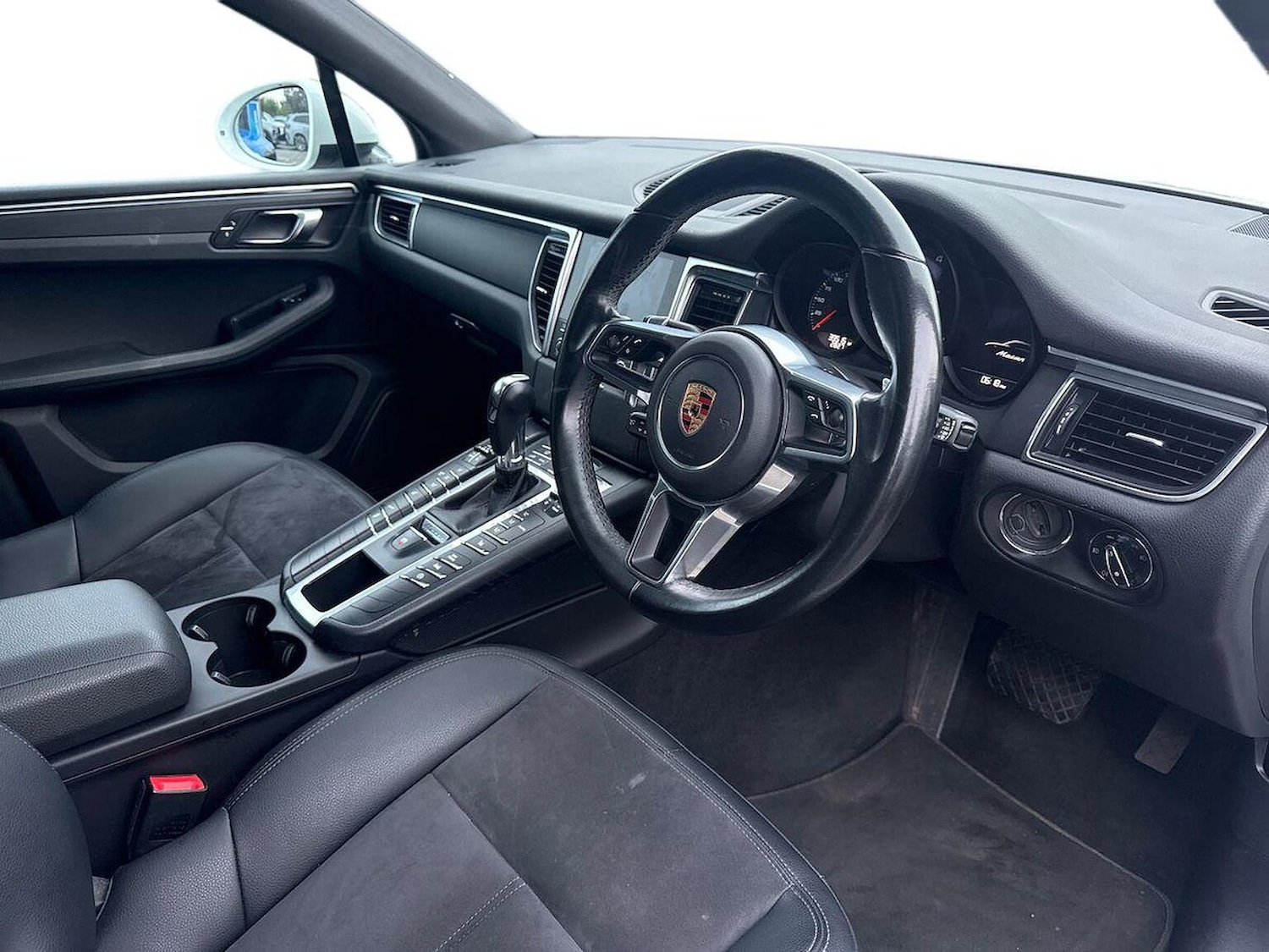 Used Porsche Macan 2018 for sale - 76157155: Photo 15