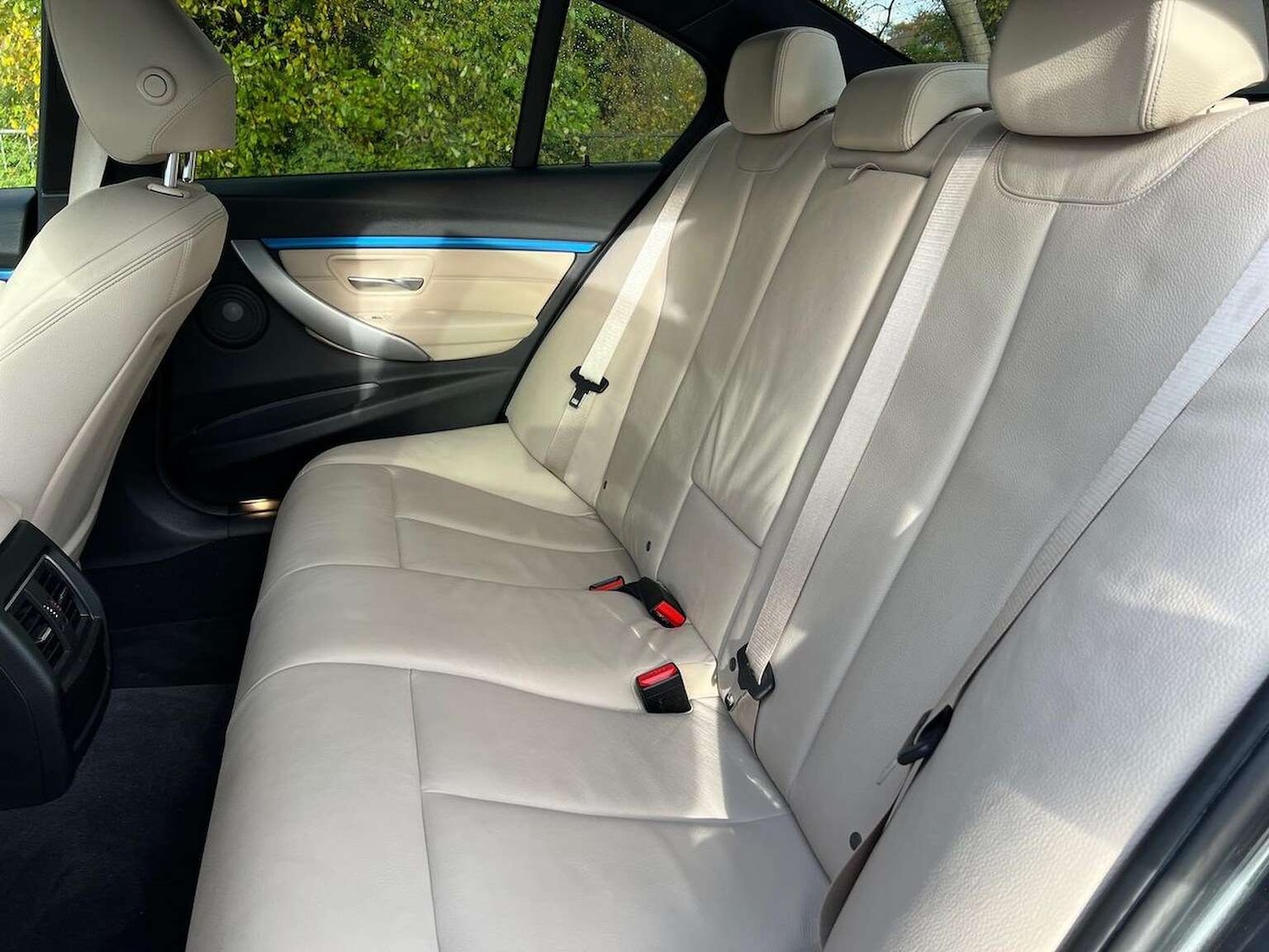 Used BMW 3 Series 2016 for sale - 76706493: Photo 16