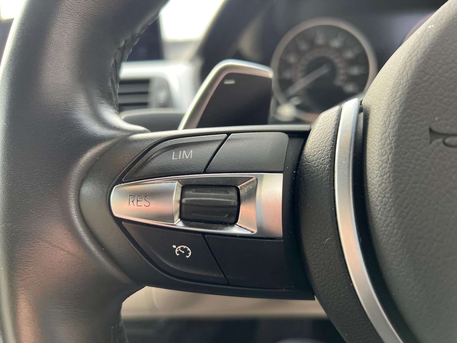 Used BMW 3 Series 2016 for sale - 76706493: Photo 25