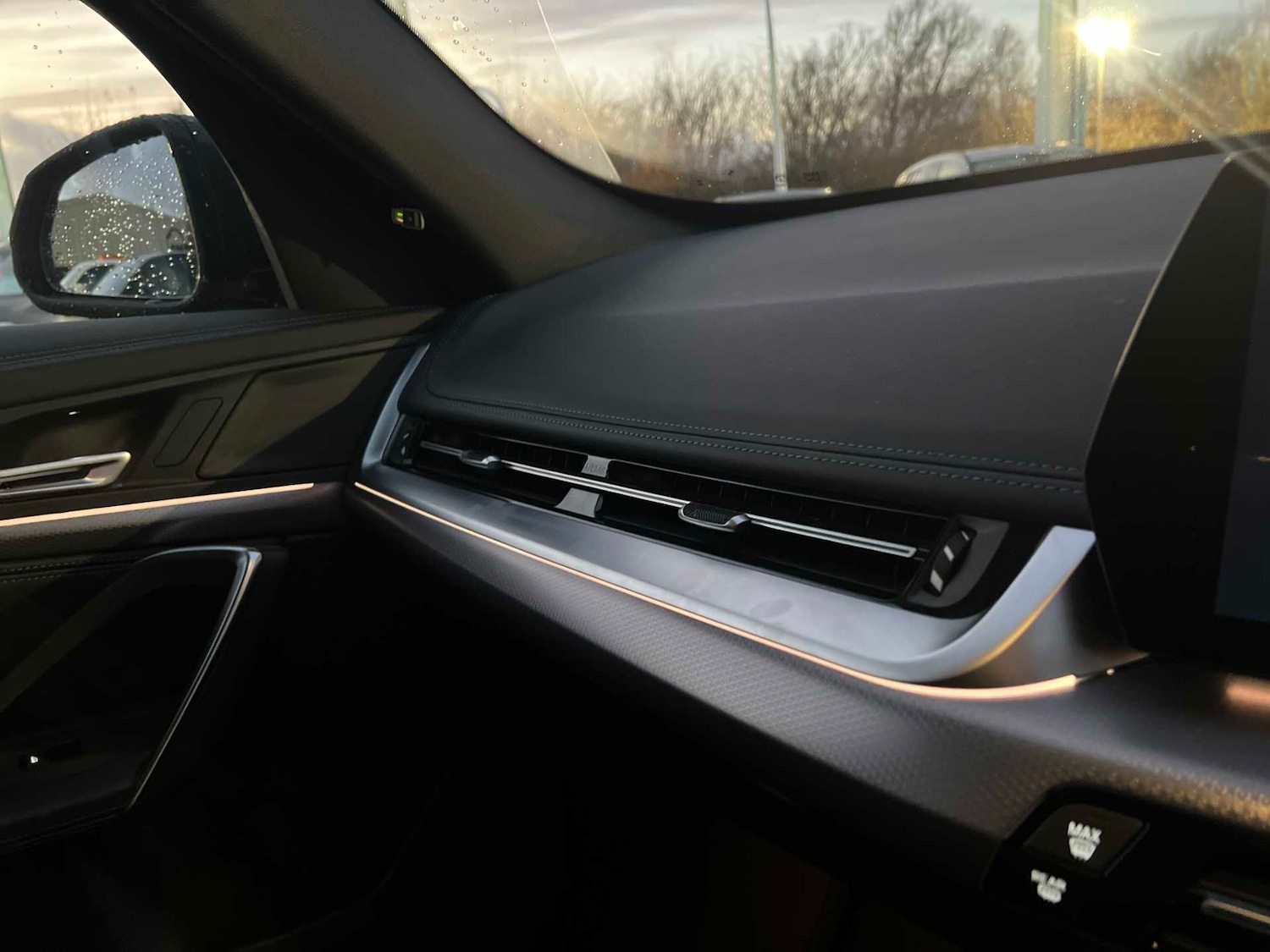 Used BMW iX1 2024 for sale - 76963482: Photo 24