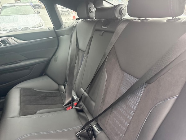 Used BMW i4 2024 for sale - 76263276: Photo 17