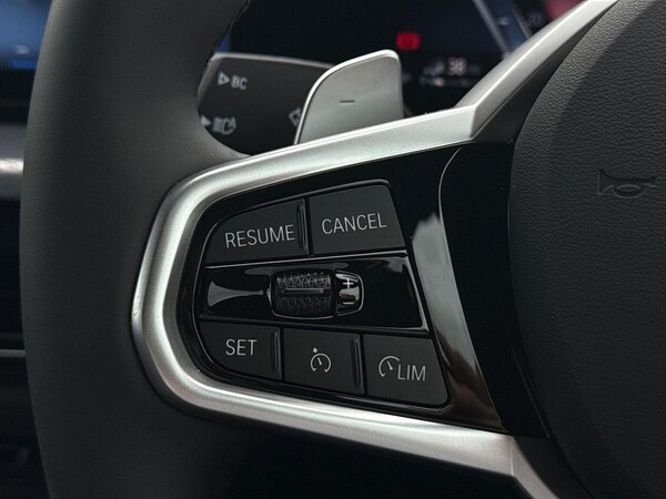 Used BMW 3 Series 2025 for sale - 76157164: Photo 25