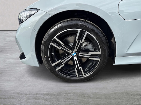 Used BMW 3 Series 2025 for sale - 76157164: Photo 6
