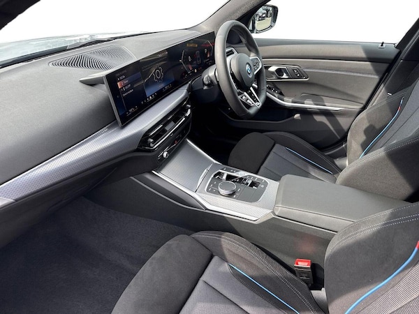 Used BMW 3 Series 2025 for sale - 76157164: Photo 7