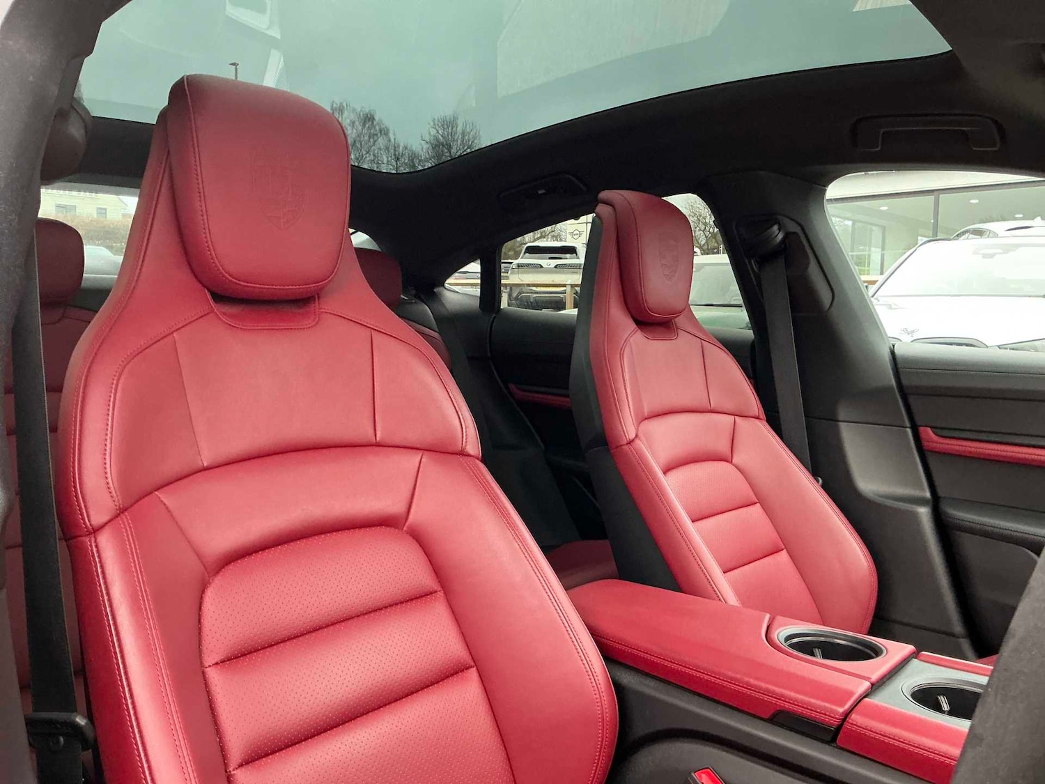 Used Porsche Taycan 2023 for sale - 77832048: Photo 15