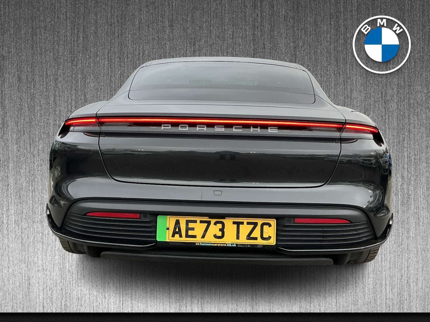 Used Porsche Taycan 2023 for sale - 77832048: Photo 4