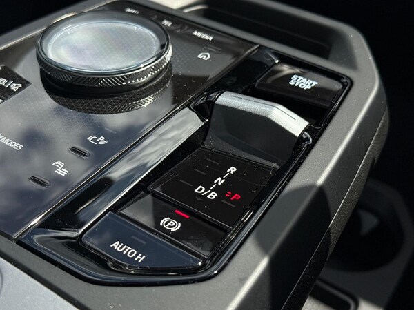 Used BMW iX 2025 for sale - 75490661: Photo 23