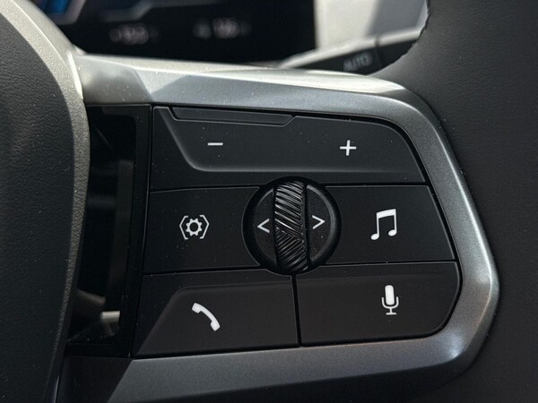 Used BMW iX 2025 for sale - 75490661: Photo 27