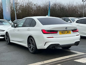 Used BMW 3 Series 2021 for sale - 77997579: Photo