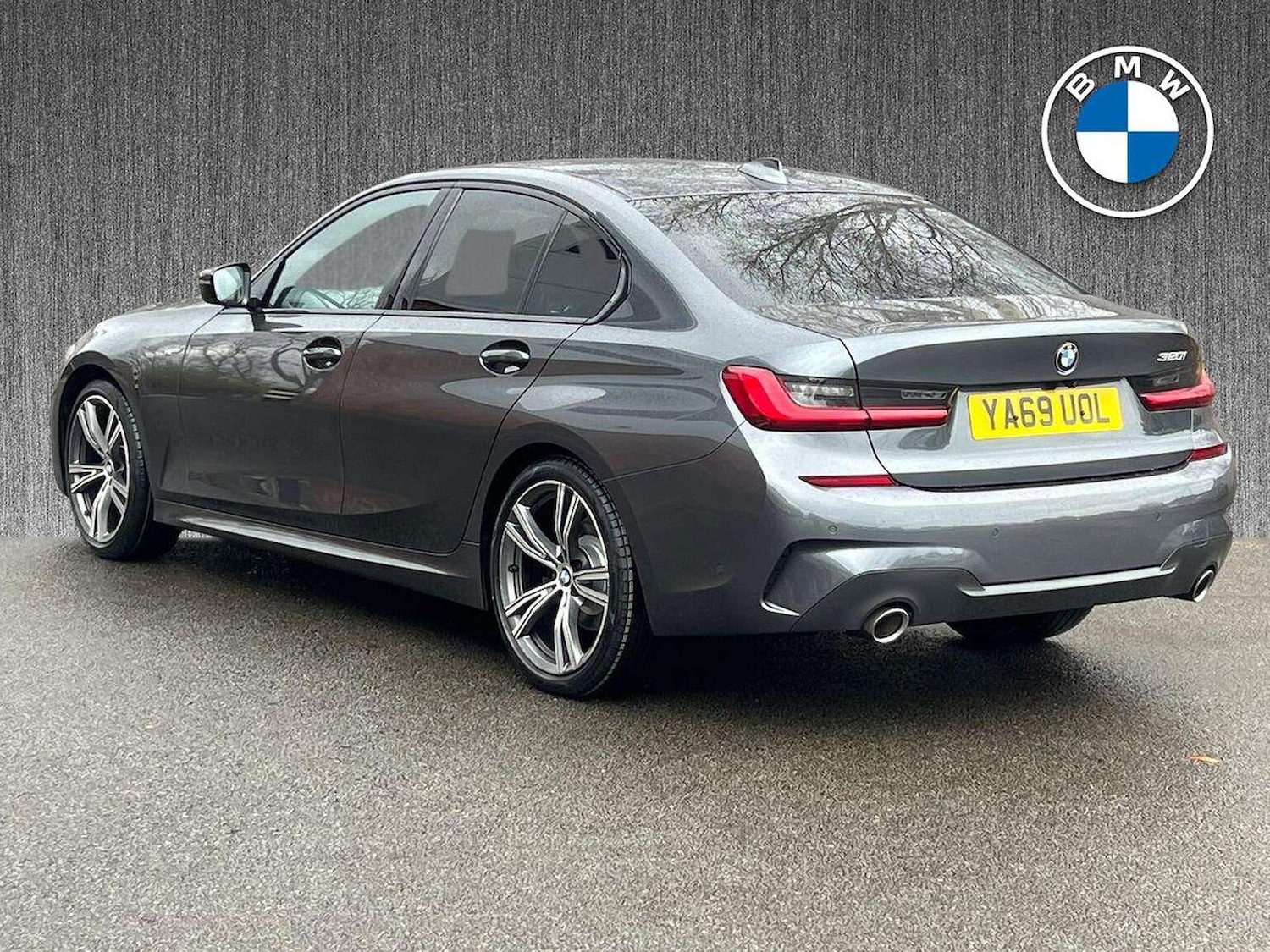Used BMW 3 Series 2019 for sale - 76741134: Photo 2