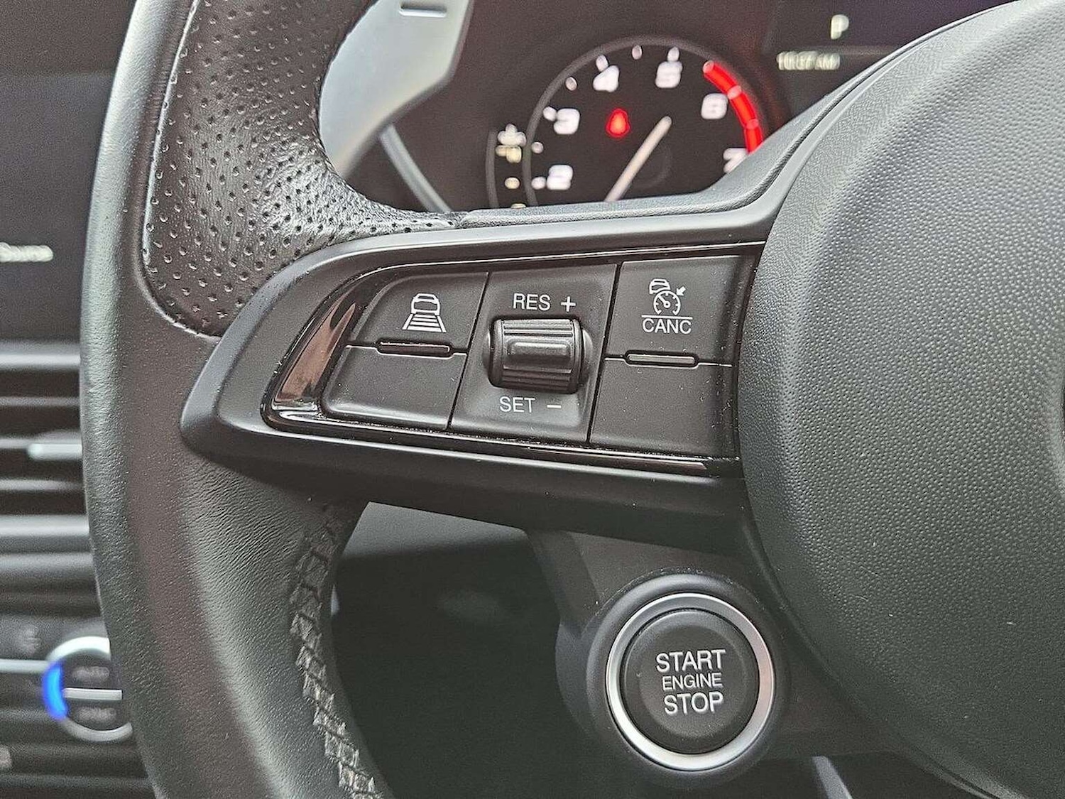 Used Alfa Romeo Giulia 2022 for sale - 76963508: Photo 25