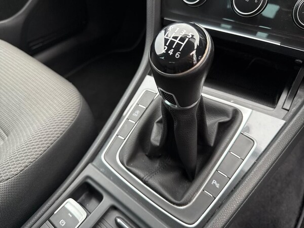 Used Volkswagen Golf 2019 for sale - 76157152: Photo 22