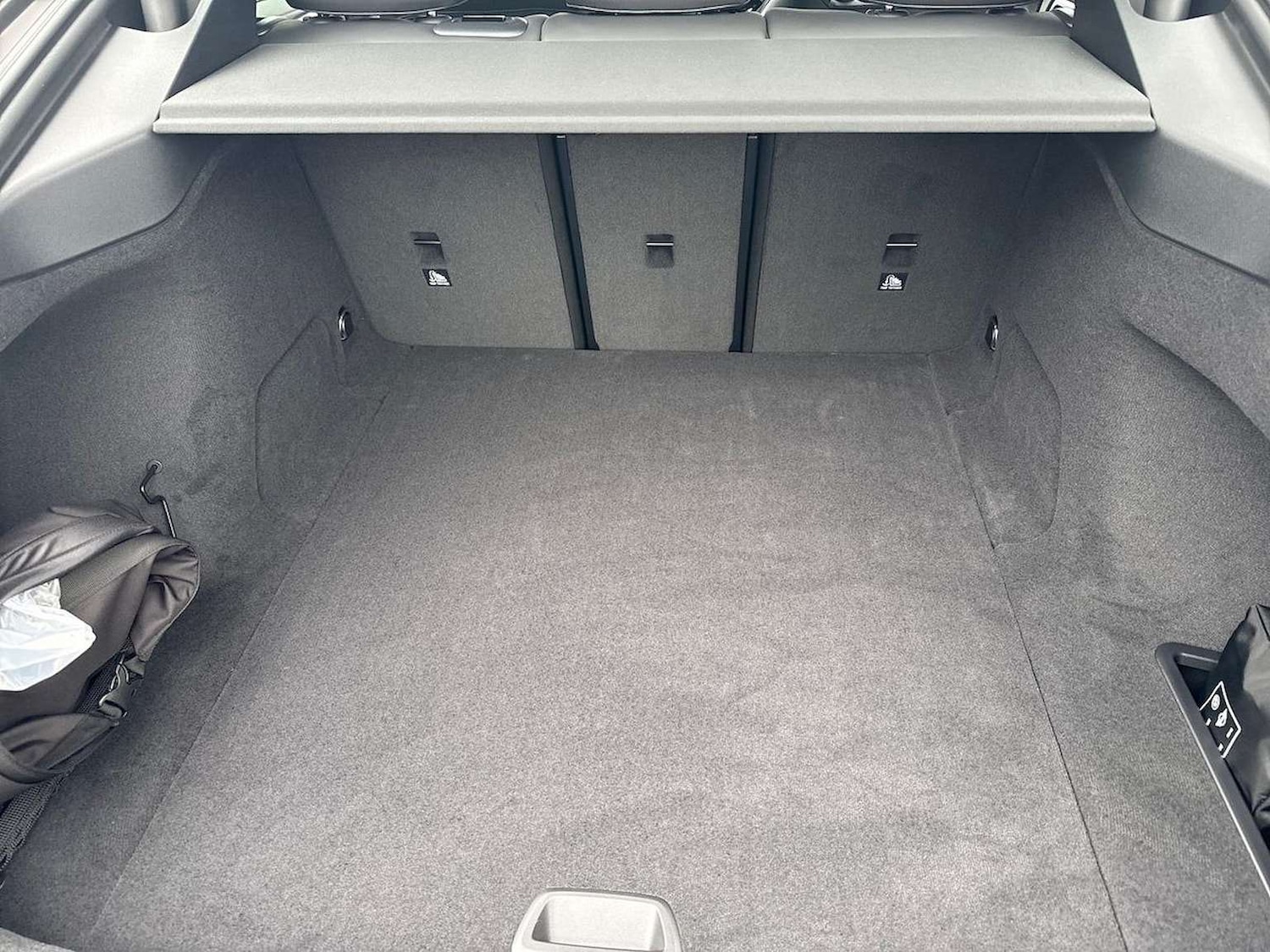 Used BMW i4 2025 for sale - 76596403: Photo 18