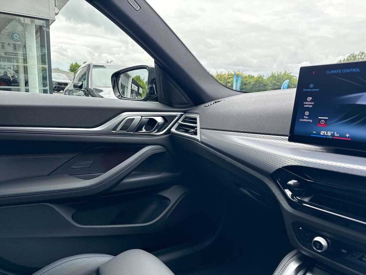 Used BMW i4 2025 for sale - 76596403: Photo 25