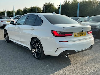Used BMW 3 Series 2020 for sale - 79137432: Photo