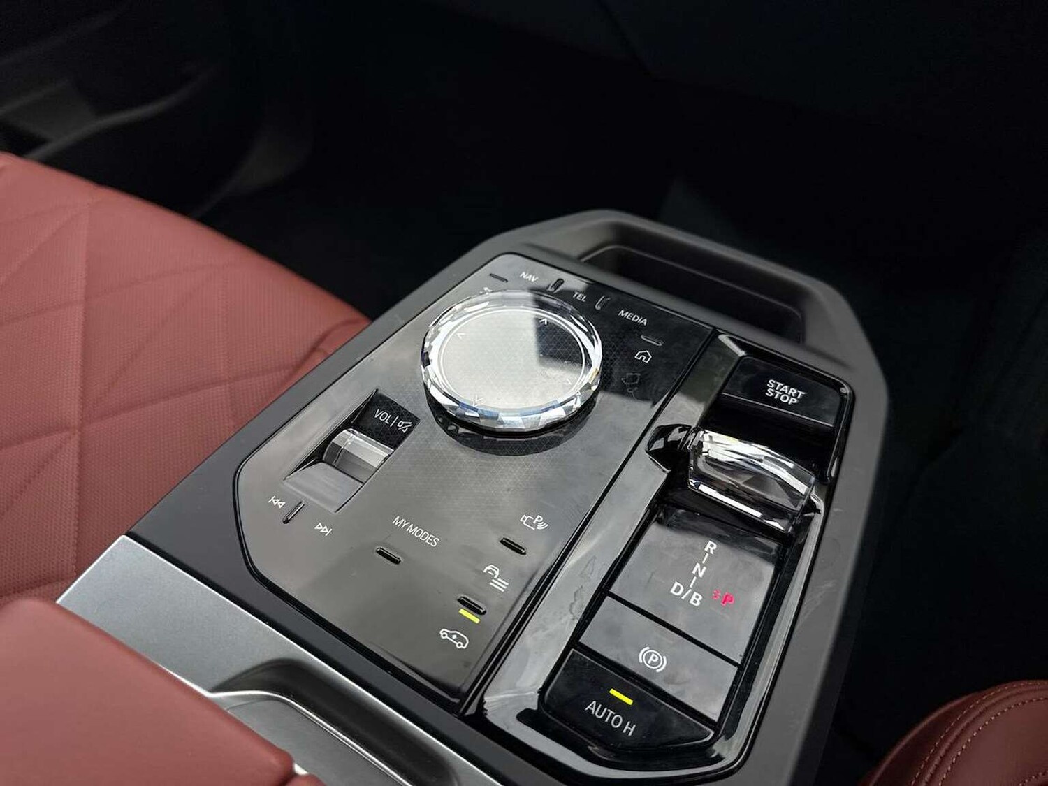 Used BMW iX 2025 for sale - 76596323: Photo 14