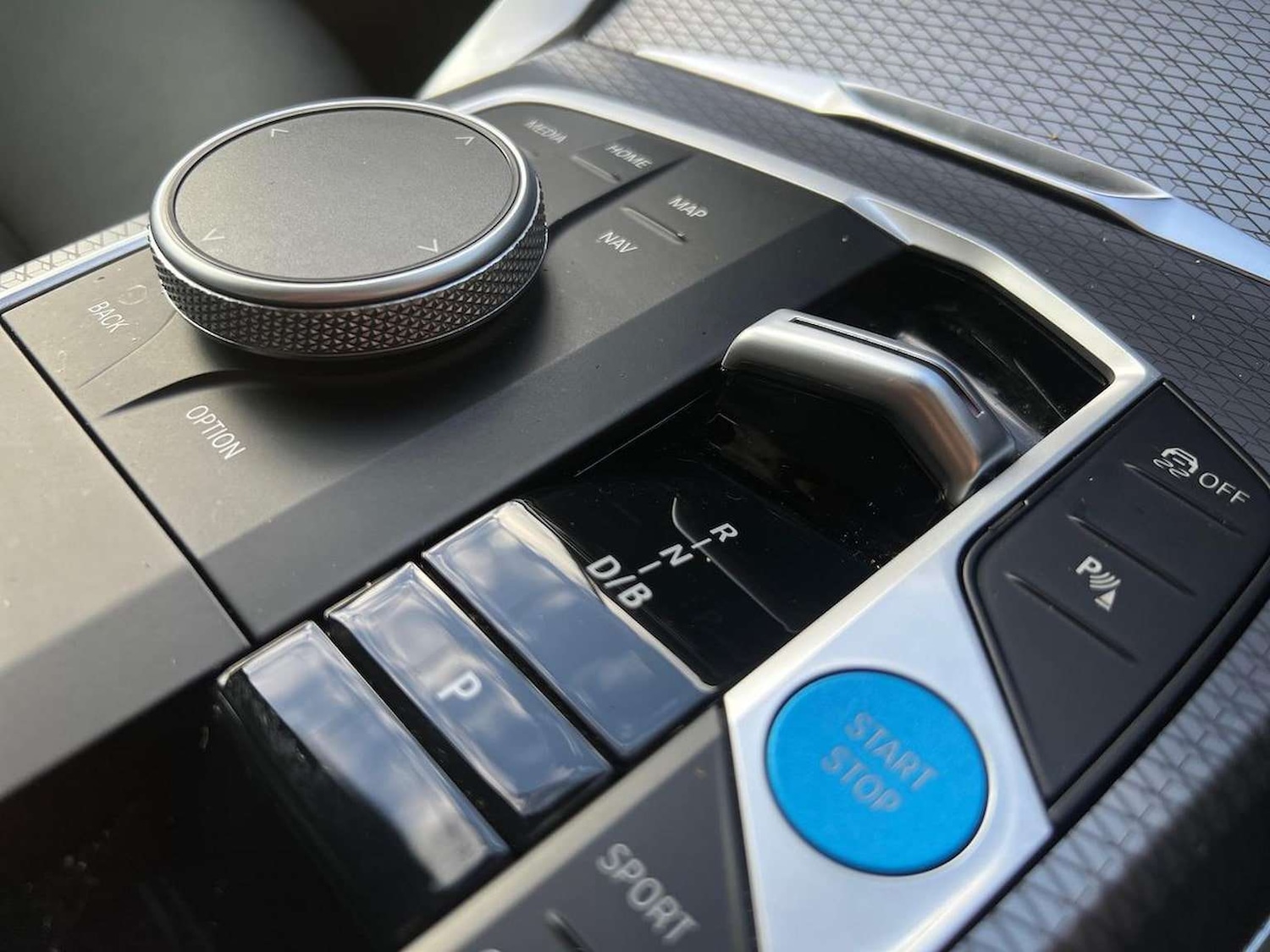 Used BMW i4 2024 for sale - 76596244: Photo 22