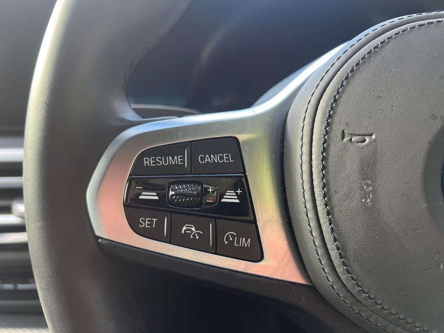 Used BMW i4 2024 for sale - 76596244: Photo 25