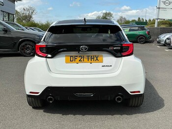 Used Toyota Yaris 2021 for sale - 78402785: Photo