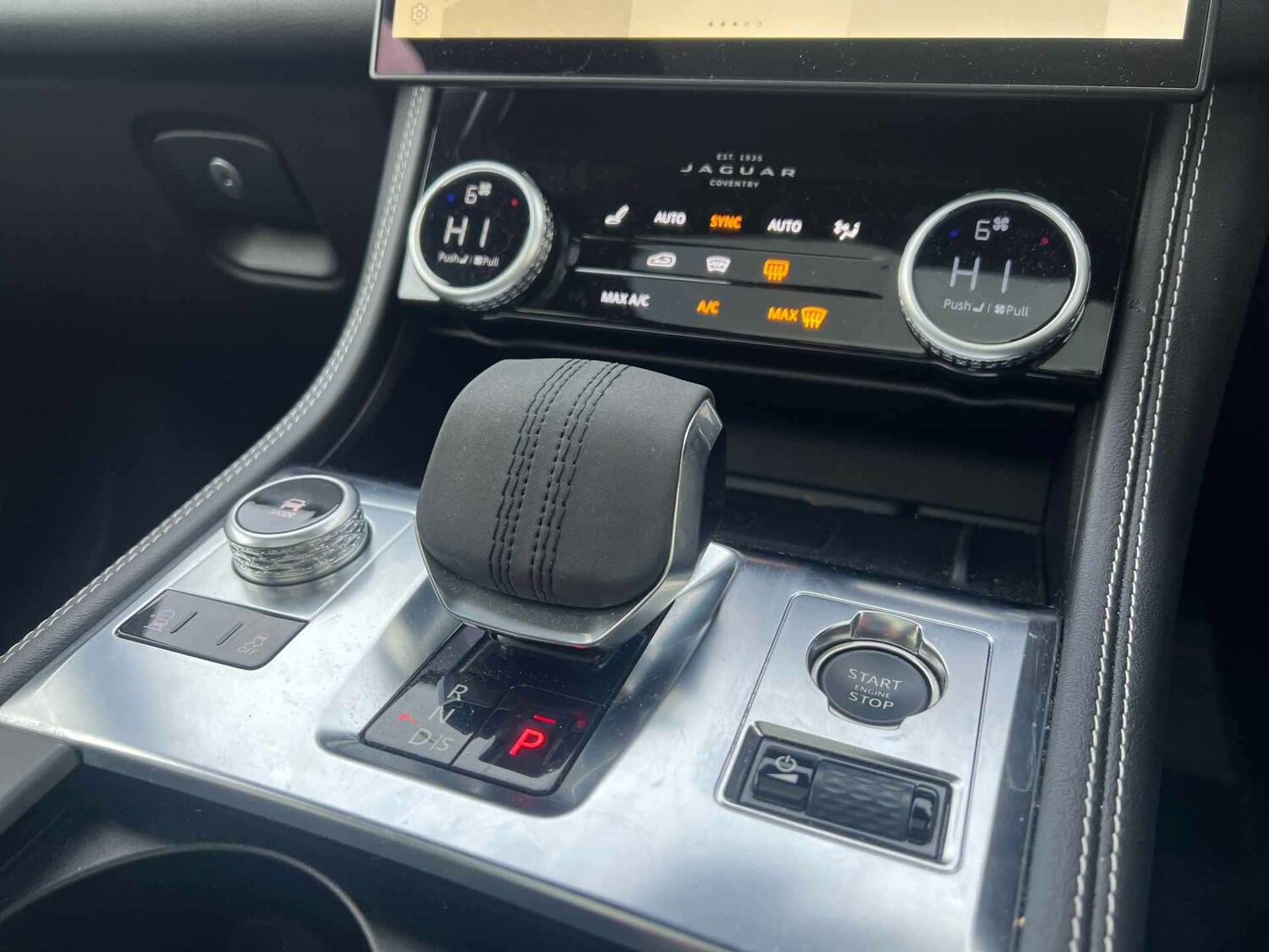 Used Jaguar F-Pace 2024 for sale - 77629339: Photo 21