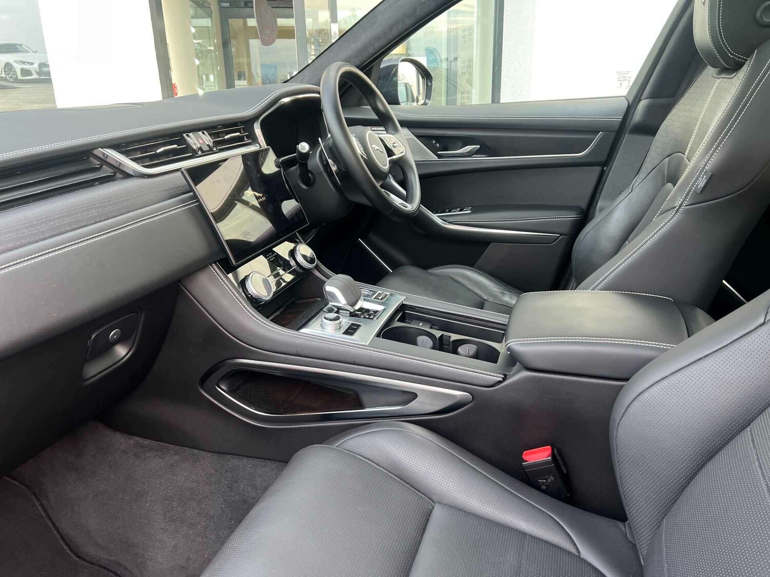 Used Jaguar F-Pace 2024 for sale - 77629339: Photo 9