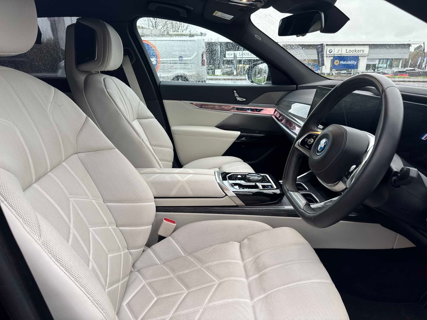 Used BMW i7 2023 for sale - 76762428: Photo 21